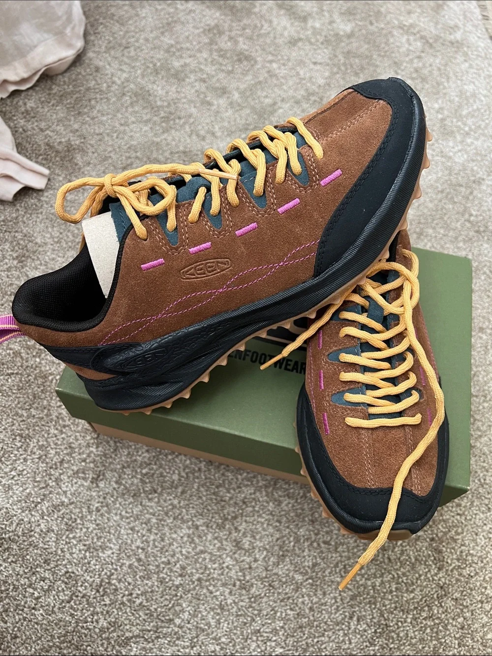 Brand New Keen Jasper Zionic